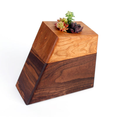 The Living Urn Planter - Hyatt Ewald
