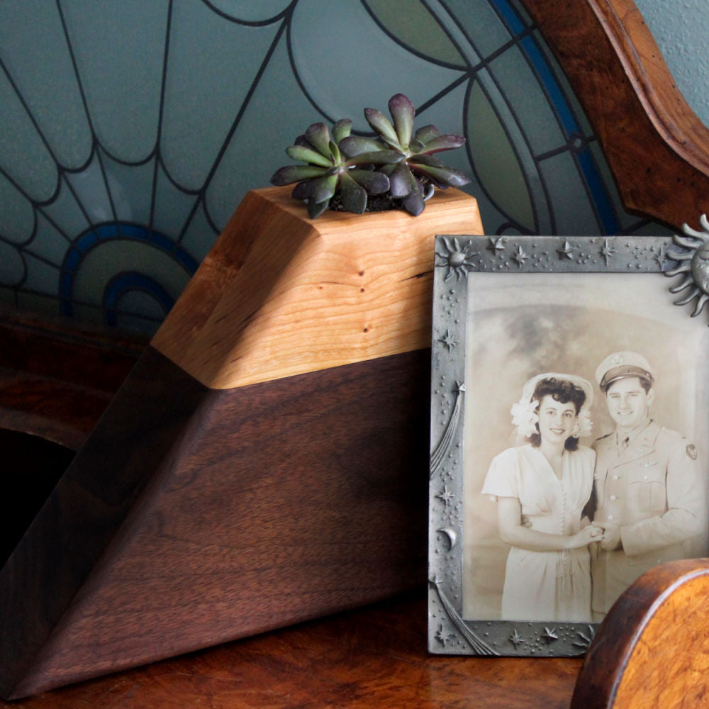 The Living Urn Planter - Monarch